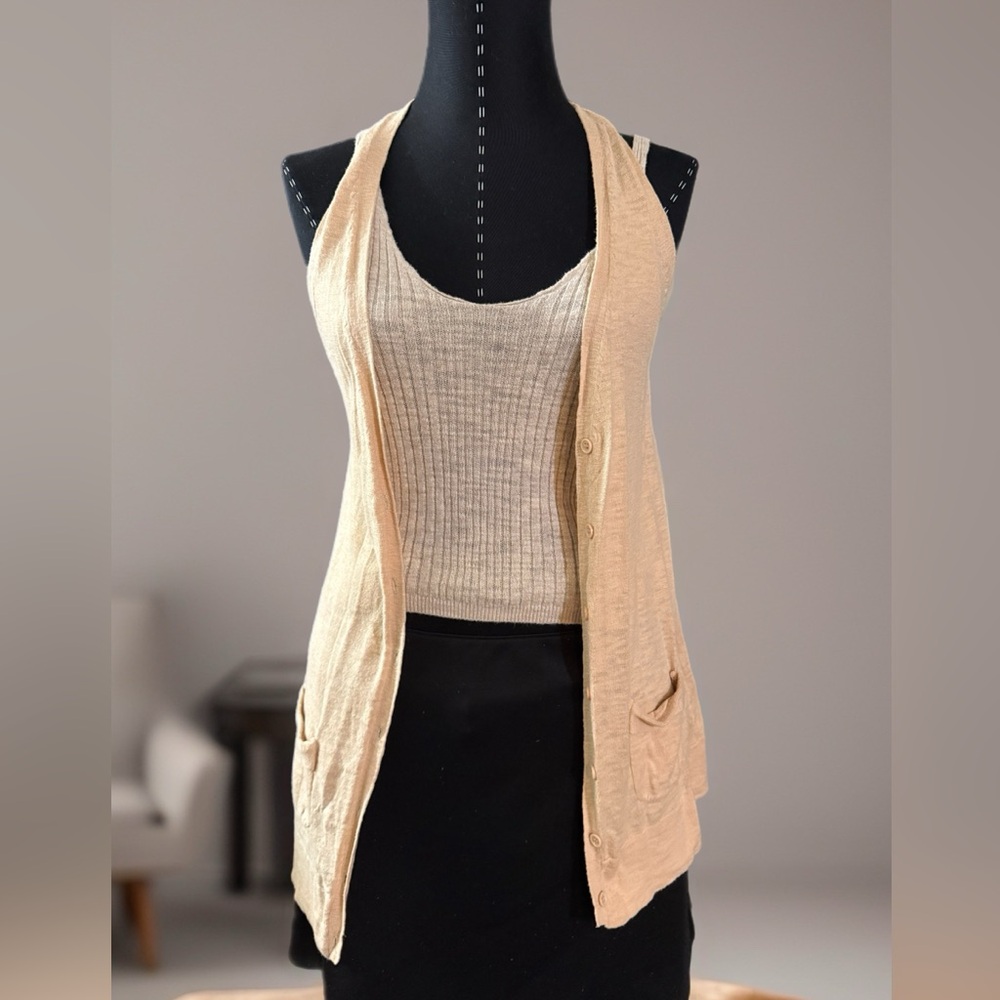 Lightweight Sweater Vest